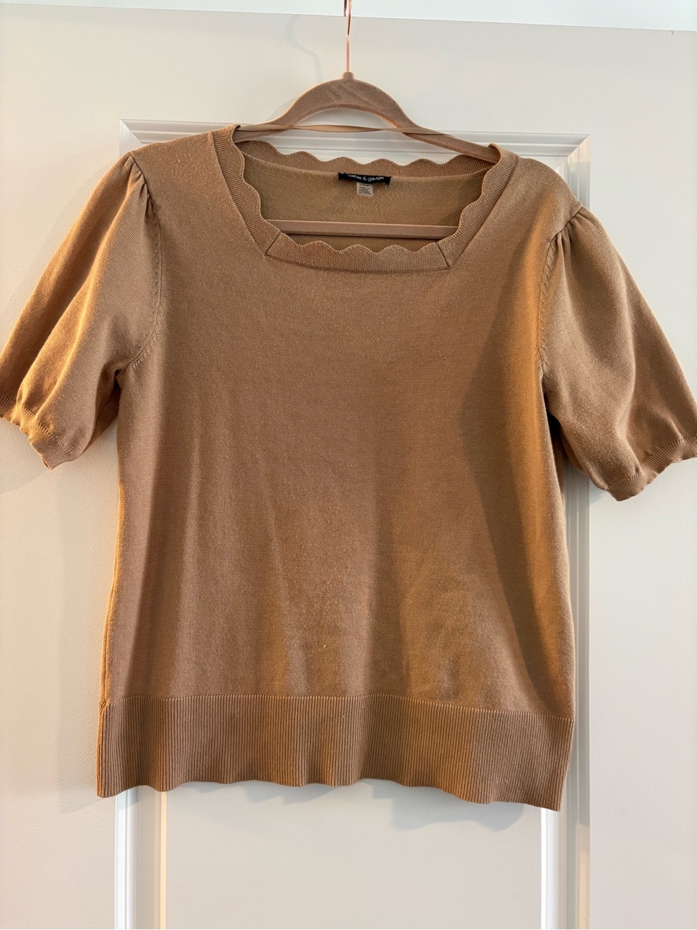 Scalloped Square Neck Short Sleeve Sweater - Camel